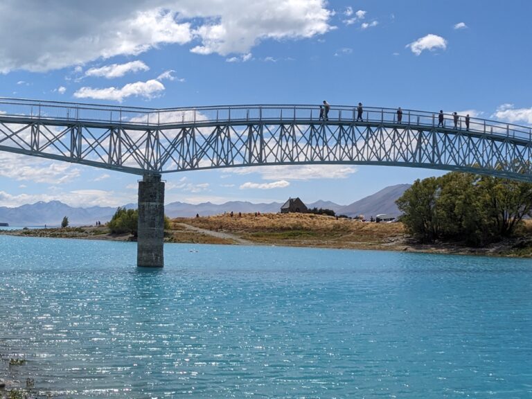 蒂卡波湖(Lake Tekapo)